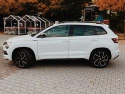 Weiß Gebraucht 2019 Skoda Karoq SportLine SUV | 18.500 € (Guter Preis)