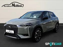 Lackierung lacquered grey/typ Gebraucht 2024 DS Automobiles DS3 Opera SUV | 23.975 € (Fairer Preis)