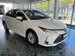 Weiß Neu 2025 Toyota Corolla Hybrid Business Edition Limousine | 27.900 € (Superpreis)