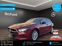 Manufaktur lack manufaktur pat Gebraucht 2021 Mercedes A200 Night Limousine | 25.680 € (Etwas zu teuer)