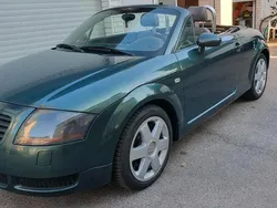 Grün Gebraucht 1999 Audi TT Roadster Cabrio | 6.500 €