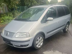 Silber Gebraucht 2004 VW Sharan Trendline Van / Kleinbus | 1.900 € (Superpreis)