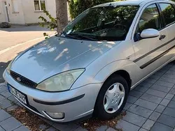 Silber Gebraucht 2003 Ford Focus Kombi | 850 € (Guter Preis)