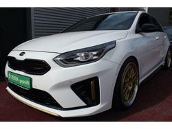 Deluxe white (metallic) Gebraucht 2021 Kia Ceed Kleinwagen | 23.979 € (Guter Preis)