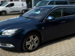 Blau Gebraucht 2013 Opel Insignia Innovation Limousine | 4.790 €