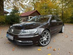 Braun Gebraucht 2013 VW Phaeton Exclusive Limousine | 15.950 € (Teuer)