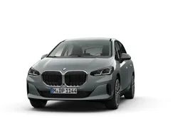 Gebraucht 2025 BMW 220 Active Tourer Luxury Line Van / Kleinbus | 27.990 € (Superpreis)