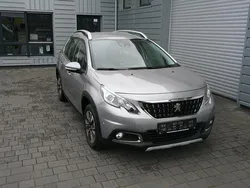 Grau Gebraucht 2018 Peugeot 2008 Allure SUV | 8.190 € (Guter Preis)