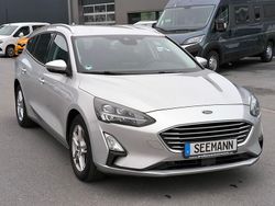 Silber Gebraucht 2021 Ford Focus Kombi | 14.500 € (Fairer Preis)
