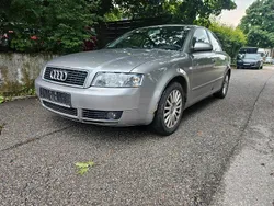Grau Gebraucht 2004 Audi A4 Limousine | 1.900 € (Guter Preis)