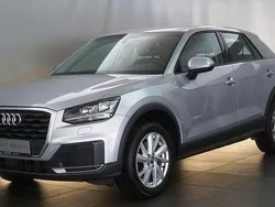 Grau Gebraucht 2018 Audi Q2 Basis SUV | 16.990 € (Fairer Preis)