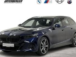 Blau Gebraucht 2025 BMW 540 Comfort Edition Kombi | 69.890 € (Guter Preis)