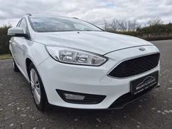 Weiß Gebraucht 2017 Ford Focus Limousine | 6.250 € (Guter Preis)