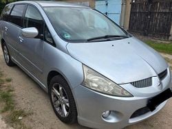Silber Gebraucht 2009 Mitsubishi Grandis Intense Van / Kleinbus | 3.200 € (Guter Preis)