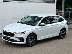 Weiß Neu 2025 Skoda Scala Tour Kleinwagen | 29.900 € (Teuer)