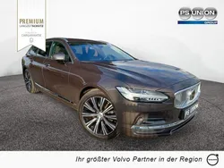 Grau / platinum grey Gebraucht 2024 Volvo V90 Plus Kombi | 58.990 €