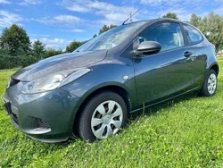 Grau Gebraucht 2009 Mazda 2 Impuls Limousine | 2.200 € (Guter Preis)