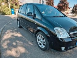 Schwarz Gebraucht 2005 Opel Meriva Van / Kleinbus | 3.100 € (Fairer Preis)