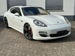 Weiß Gebraucht 2013 Porsche Panamera S Limousine | 29.950 €