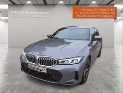Grau Gebraucht 2024 BMW 330 Comfort Edition Limousine | 42.990 € (Guter Preis)