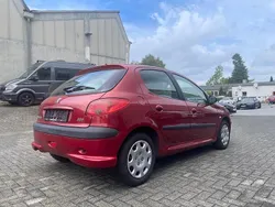 Rot Gebraucht 2004 Peugeot 206 Premium Limousine | 2.500 € (Teuer)