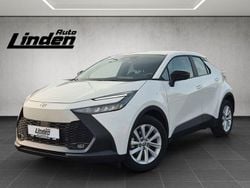 Weiß Gebraucht 2024 Toyota C-HR Business Edition SUV | 25.870 € (Superpreis)
