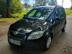 Schwarz Gebraucht 2009 Skoda Roomster Kombi | 2.499 € (Fairer Preis)