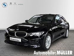 Schwarz Gebraucht 2021 BMW 318 Advantage Limousine | 26.890 € (Fairer Preis)