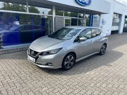 Silver (m) Gebraucht 2019 Nissan Leaf Tekna Kleinwagen | 14.500 € (Guter Preis)