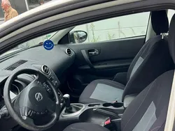 Weiß Gebraucht 2013 Nissan Qashqai Acenta SUV | 6.500 € (Fairer Preis)