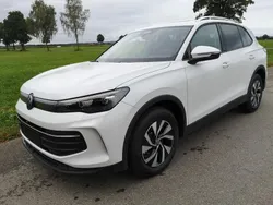 Onyxweiß perlmutteffekt Neu 2024 VW Tiguan Life SUV | 48.990 € (Guter Preis)