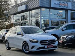 Weiß Gebraucht 2019 Mercedes B180 Van / Kleinbus | 19.950 € (Fairer Preis)