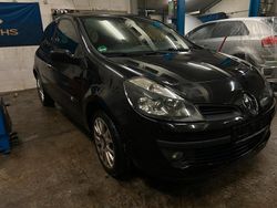 Schwarz Gebraucht 2007 Renault Clio Coupé | 1.390 € (Guter Preis)