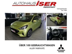 Gelb Gebraucht 2024 Hyundai i10 Trend Kleinwagen | 14.490 € (Guter Preis)