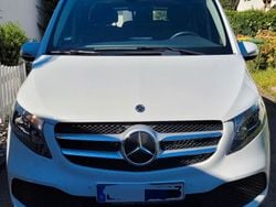 Weiß Gebraucht 2019 Mercedes V220 Van / Kleinbus | 37.800 € (Superpreis)