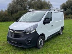 Weiß Gebraucht 2018 Opel Vivaro Van | 11.399 €