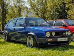 Blau Gebraucht 1985 VW Golf II Kleinwagen | 12.345 €