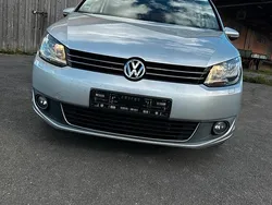 Silber Gebraucht 2011 VW Touran Van / Kleinbus | 6.990 € (Fairer Preis)