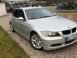 Silber Gebraucht 2005 BMW 320 Limousine | 3.790 € (Fairer Preis)