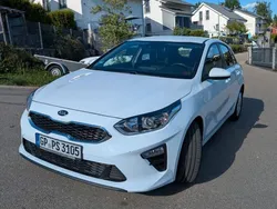 Weiß Gebraucht 2020 Kia Ceed Limousine | 11.499 € (Guter Preis)