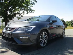 Grau Gebraucht 2020 Seat Leon FR Limousine | 21.600 € (Fairer Preis)