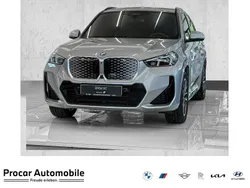 Silber Neu 2025 BMW iX1 M Sport SUV | 56.990 € (Fairer Preis)
