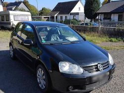 Schwarz Gebraucht 2006 VW Golf V Kleinwagen | 1.750 € (Fairer Preis)
