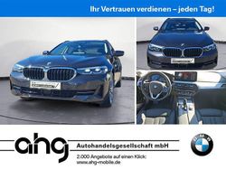 Grau Gebraucht 2023 BMW 520 Kombi | 40.890 € (Fairer Preis)