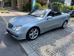 Silber Gebraucht 2009 Mercedes CLK200 Avantgarde Cabrio | 5.799 € (Fairer Preis)