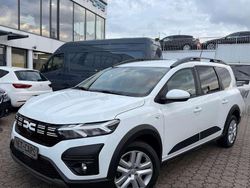 Weiß Gebraucht 2024 Dacia Jogger Comfort Van / Kleinbus | 16.850 € (Superpreis)