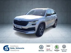 Brilliantsilber metallic (metallic) Gebraucht 2022 Skoda Kodiaq SportLine SUV | 28.490 € (Fairer Preis)