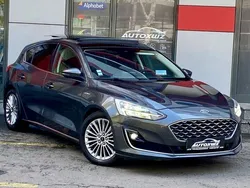 Grau Gebraucht 2019 Ford Focus Vignale Limousine | 13.990 € (Fairer Preis)
