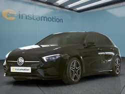 Schwarz Gebraucht 2021 Mercedes A250 Kleinwagen | 30.099 € (Teuer)