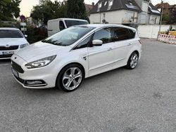 Weiß Gebraucht 2016 Ford S-MAX Titanium Van / Kleinbus | 14.000 € (Teuer)